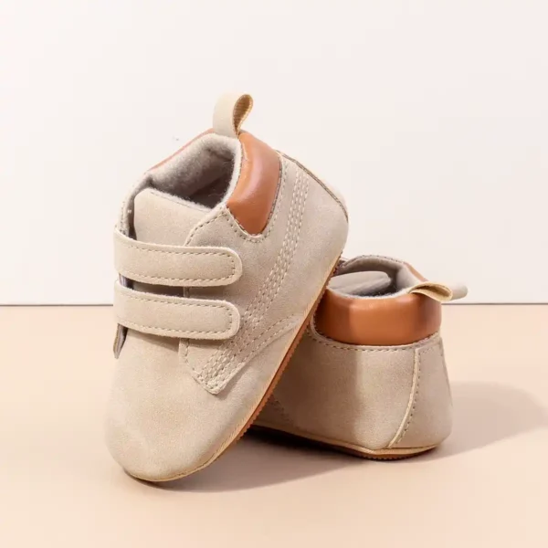Boy shoes