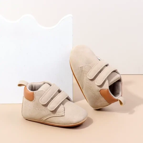 Boy shoes