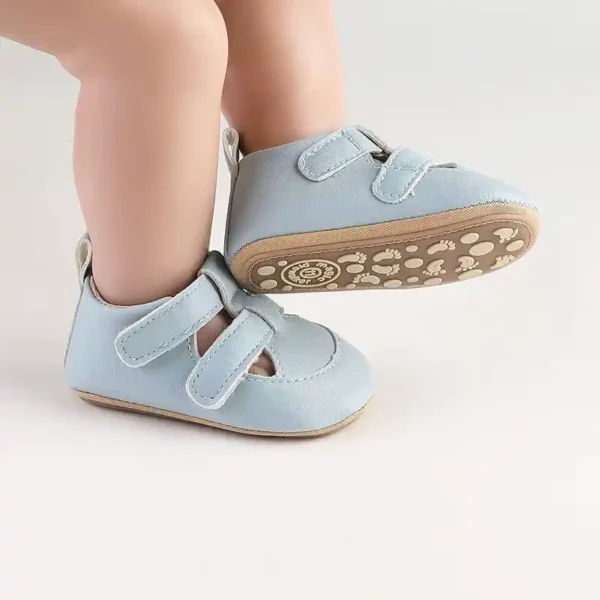 Boy shoes